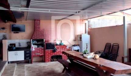 Casa à venda no bairro Santa Maria em Salto de Pirapora