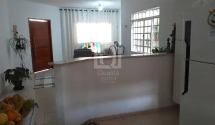 Casa térrea à venda no Jardim Dayse em Itapetininga