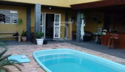 Casa sobrado com 4 quartos e piscina Parque Manchester Sorocaba