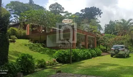 Chácara com casa de caseiro piscina no Alto Da Serra (Mailasqui) em São Roque