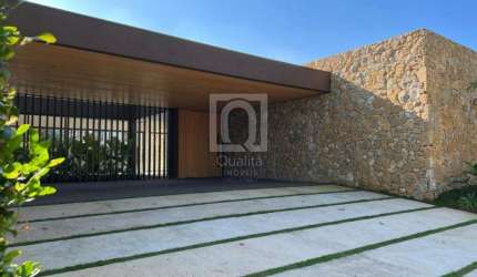 Luxuosa Casa em Condomínio à Venda em Araçoiaba da Serra-SP, Bairro Lago Azul Residencial e Golfe Clube - 4 Quartos, 4 Suítes, 3 Salas, 6 Banheiros, 6 Vagas, 440m².
