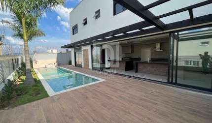 Casa à venda, sobrado com 390 m² de área construída  no Condomínio Alphaville Nova Esplanada