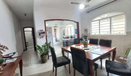 Casa à venda 3 quartos com quintal no Jardim Maria Antônia Prado, Sorocaba!