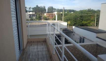 Casa em Condomínio à Venda em Sorocaba-SP: 3 Quartos, 1 Suíte, 2 Salas, 3 Banheiros, 4 Vagas - Jardim Novo Horizonte!