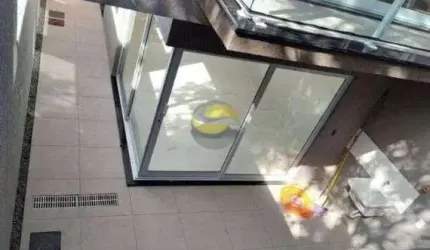 Nova Alto padrão de construção e acabamento: