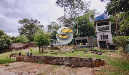 Lote com energia e agua com 1.000mt, murado com portão
