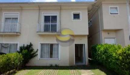 Ótimo sobrado 03 dorm. sendo 01 suíte, localizado condomínio fechado km.24