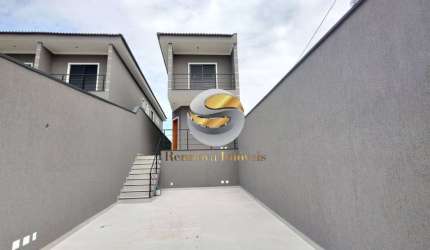 CASA 3 SUÍTES, totalmente ISOLADA, Nova, ESPAÇO GOURMET, QUINTAL, 3 Vagas