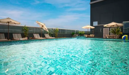 Pé na Areia !! Entrada R$ 92 Mil  - 2 Dormts C/Varanda Gourmet, Lazer