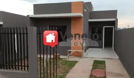 Casa com ótima localização, de frente para rua, atrás da Leroy Merlin Atuba.