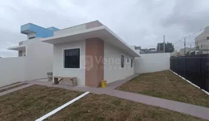 Casa à Venda no Atuba – De Esquina Atrás da Leroy Merlin, com fácil acesso pela BR-116 e Estrada da Ribeira