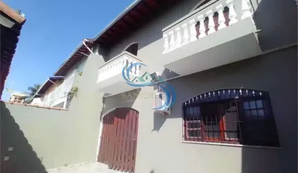 Sobrado com 3 dorms, Vila São Paulo, Mongaguá