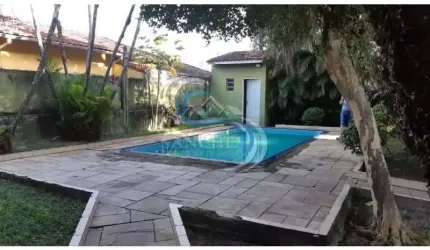 Sobrado com 3 dorms, Maracanã, Praia Grande