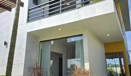 Sobrado à venda com 4 quartos no bairro Bopiranga