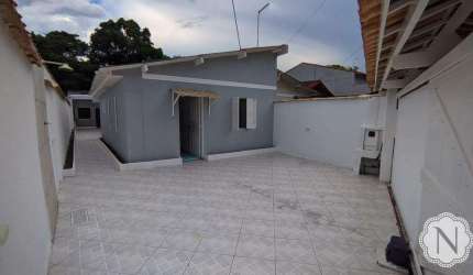 Casa à venda com 5 quartos no bairro Jardim Suarão