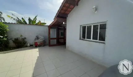 Casa à venda com 3 quartos no bairro Jardim Suarão (Praia)