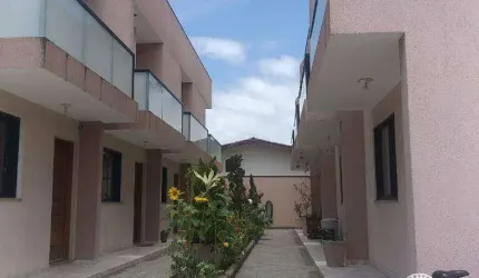 Sobrado à venda com 2 quartos no bairro Cibratel II