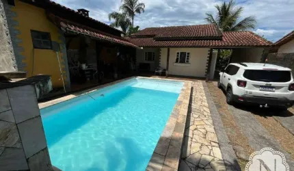 Casa à venda com 4 quartos no bairro Jamaica (Praia)