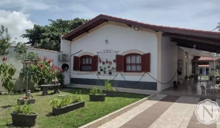 Casa à venda com 3 quartos no bairro Jardim Suarão (Praia)