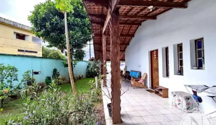 Casa à venda com 2 quartos no bairro Suarão