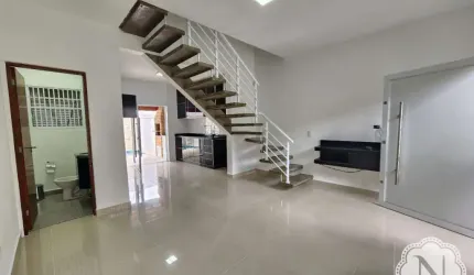 Sobrado à venda com 2 quartos no bairro Bopiranga