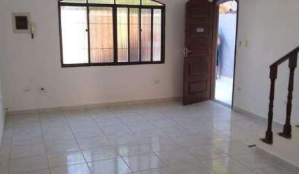 Sobrado para aluguel com 3 quartos no bairro Mosteiro