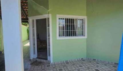Casa à venda com 3 quartos no bairro Jamaica (Praia)