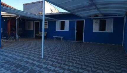 Casa à venda com 2 quartos no bairro Loty