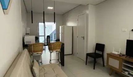 Sobrado à venda com 3 quartos no bairro Suarão