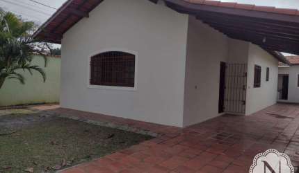 Casa à venda com 3 quartos no bairro Jardim Suarão (Praia)