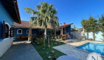 Casa à venda com 5 quartos no bairro Jamaica (Praia)