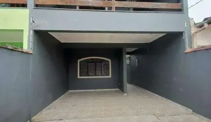 Sobrado para aluguel com 2 quartos no bairro Mosteiro