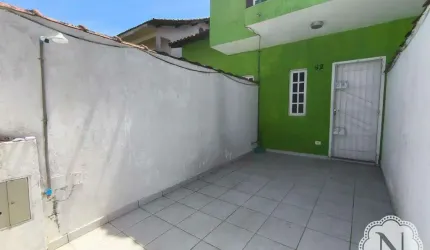 Casa à venda com 2 quartos no bairro Jamaica (Praia)