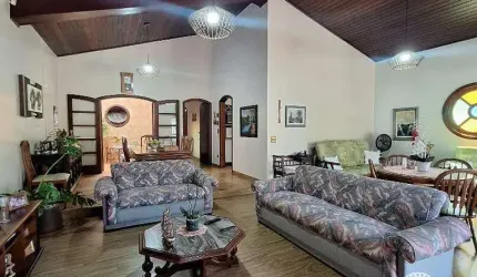Casa à venda com 3 quartos no bairro Cibratel