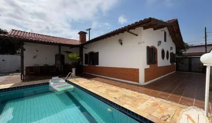 Casa à venda com 4 quartos no bairro Praia dos Sonhos