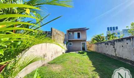 Sobrado à venda com 3 quartos no bairro Cibratel