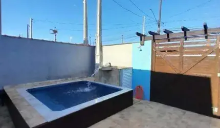 Casa para aluguel com 2 quartos no bairro Jamaica (Praia)