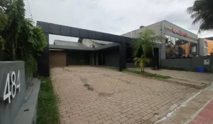 Imóvel Comercial para alugar com 390 m² na Av. Jk