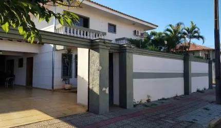 Belíssima Casa para alugar com 3 Suítes- Jardim Império do Sol