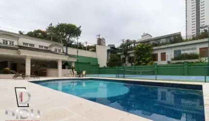 Venha conhecer essa espetacular casa no Jardim das Bandeiras, com 1.327.50 m² de terreno e 709 m² de construção!