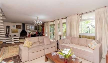 Casa à venda em São Paulo, Aclimação, com 6 quartos, 239m²