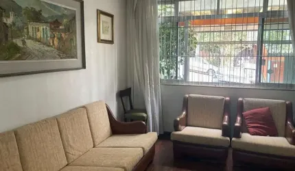 Casa à venda em São Paulo, Jardim Aeroporto, com 3 quartos, 175m²