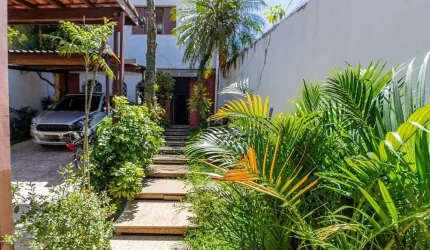 Casa à venda em São Paulo, Jabaquara, com 3 quartos, 260m²
