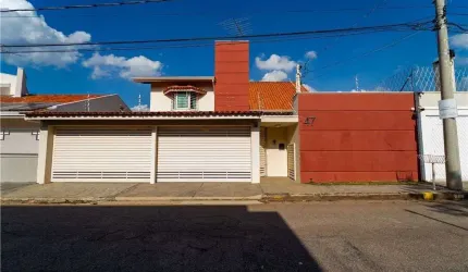 Casa à venda em Jundiaí, Jardim das Samambaias, com 3 quartos, 348m²