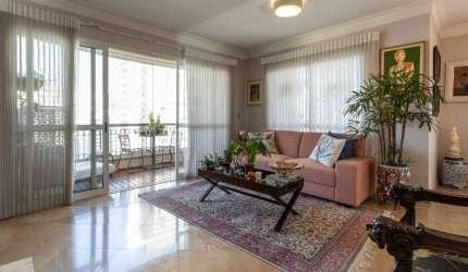 Apartamento à venda em São Paulo, Moema, com 2 quartos, 165m²