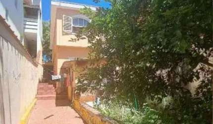 Sobrado à venda em Santo André, Vila Floresta, com 4 quartos, 198m²