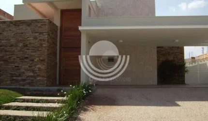 Casa à Venda em Condomínio Alto Padrão na região do Alphaville Campinas
