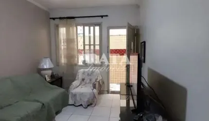 BOQUEIRÃO SANTOS TÉRREO 2 DORMITÓRIOS 1 VAGA GARAGEM