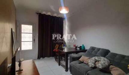 MACUCO SANTOS 1 DORMITÓRIO APARTAMENTO TÉRREO REFORMADO