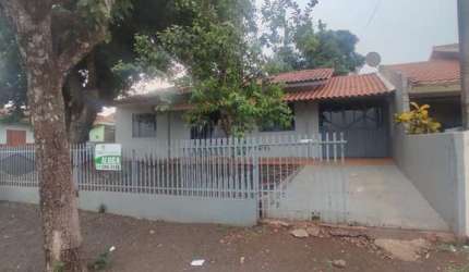 Casa para venda no Arco-Íris com terreno inteiro